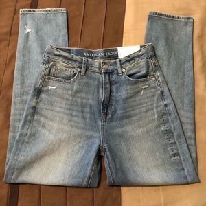 American Eagle Mom Jean